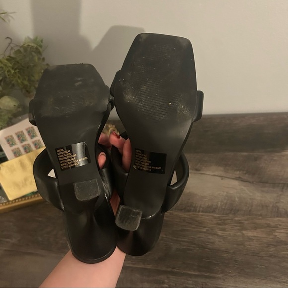 Shoe Dazzle Women's Black Caviar Faux Leather Amora Heeled Sandal - Size 9 - Picture 5 of 6